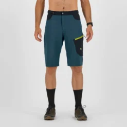 KarposNago Shorts - Short randonnée